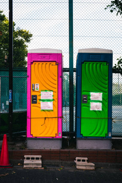 Best Porta potty rental near me  in Lyndhurst, OH